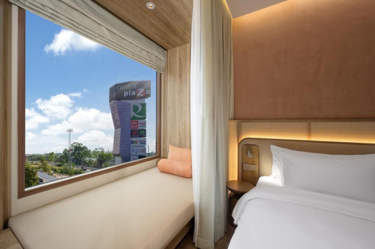 Hotel Centara Ubon à Ubon Ratchathani Extérieur photo
