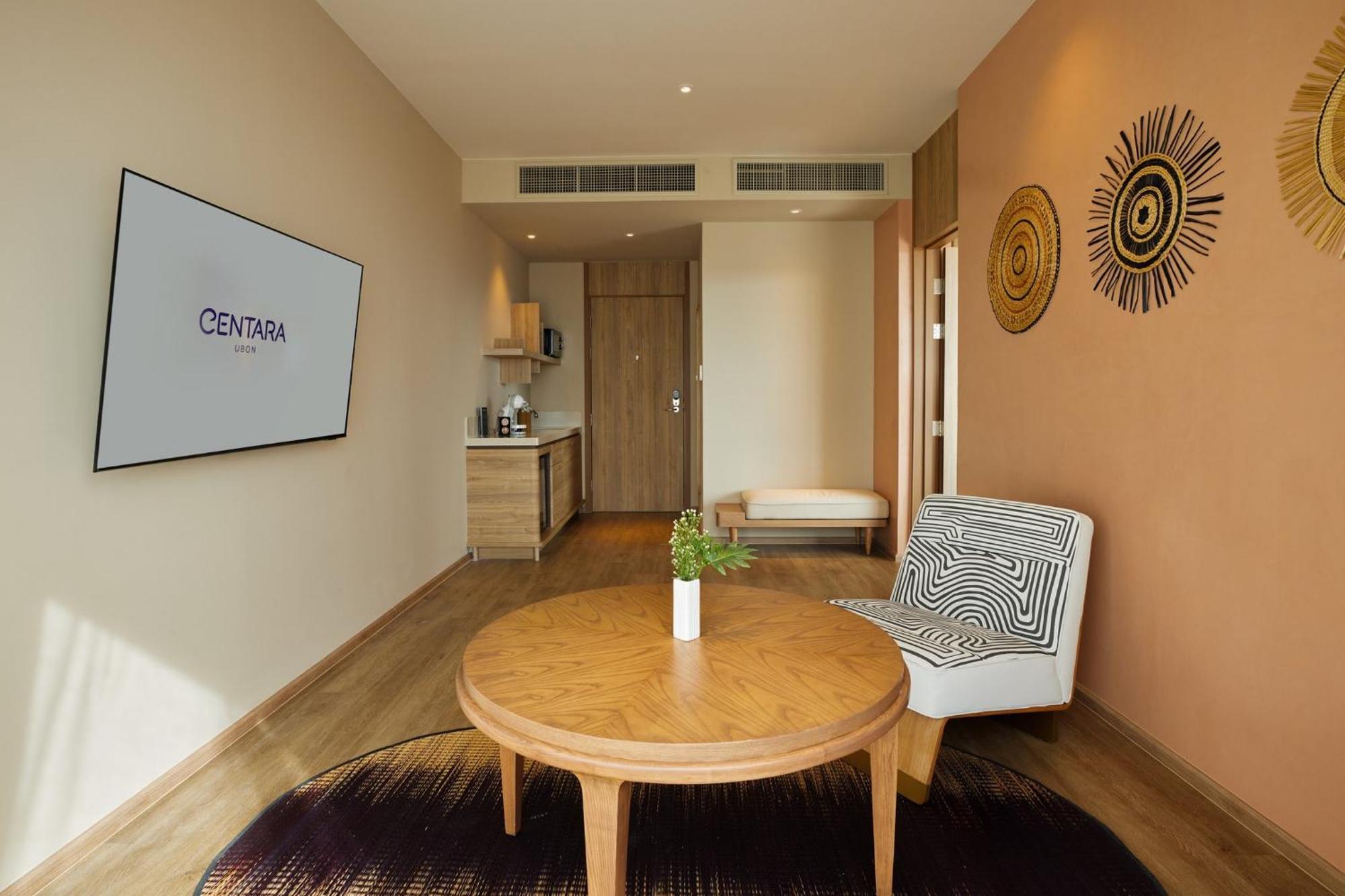 Hotel Centara Ubon à Ubon Ratchathani Extérieur photo