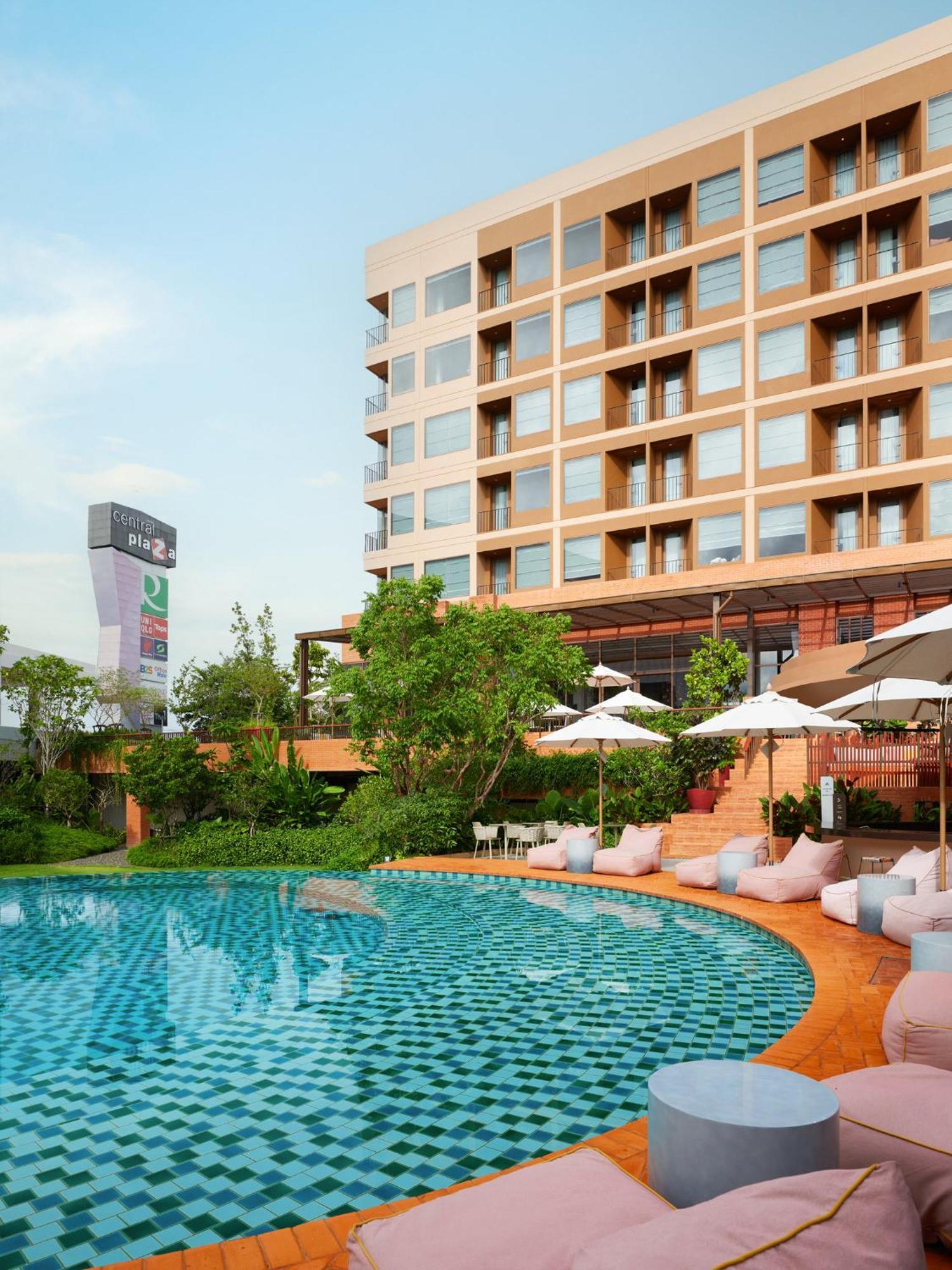 Hotel Centara Ubon à Ubon Ratchathani Extérieur photo